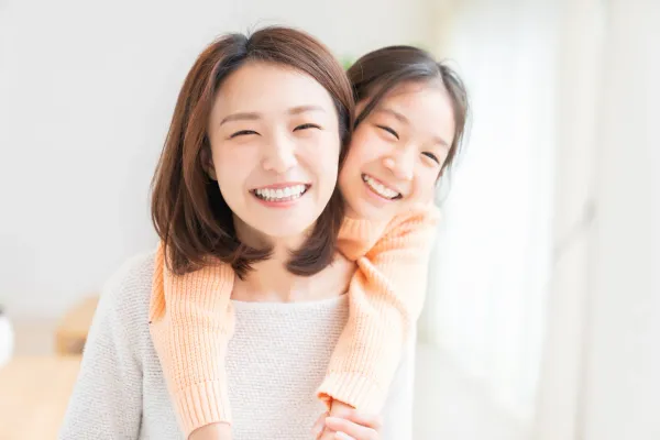 お子様の健全な顎の骨の成長と将来の健やかな体を育む小児矯正治療のイメージ